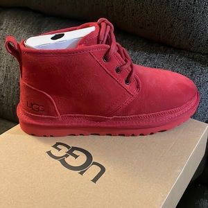 Brand new never worn red size 6